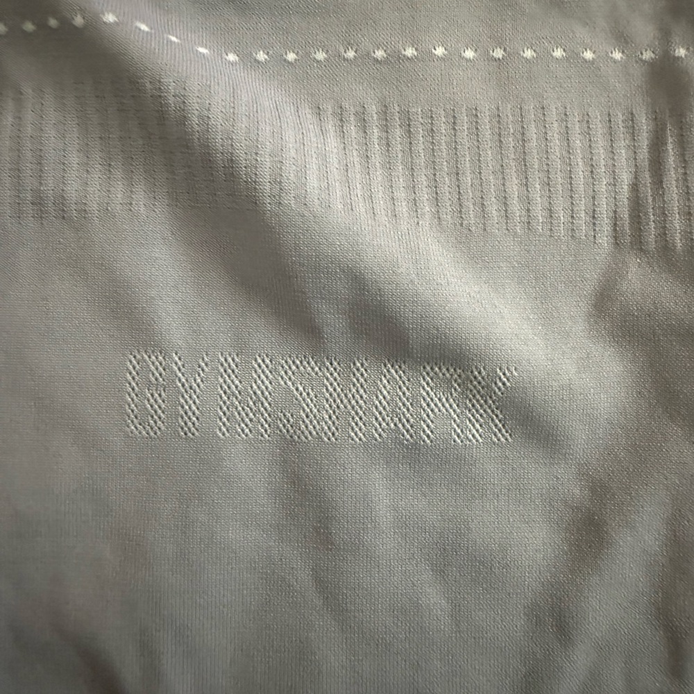 Gymshark Cropped Workout Tank With Adjustable Drawstring Hem - Picture 2 of 5